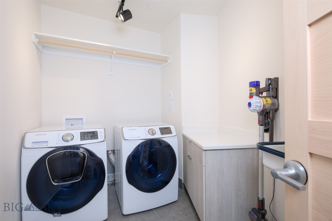 99 Town Center Avenue Unit R2 Property Photo 46