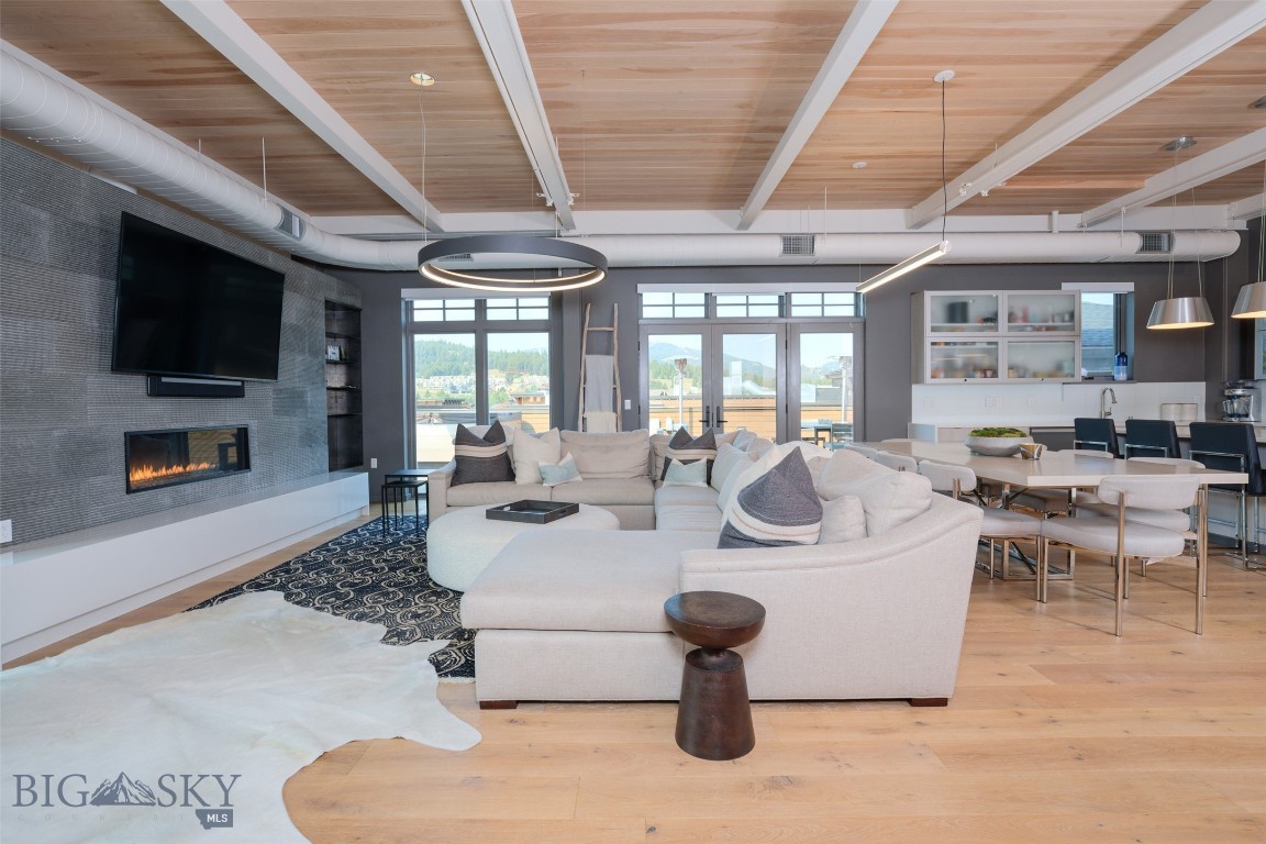 99 Town Center Avenue Unit R2 Property Photo 47