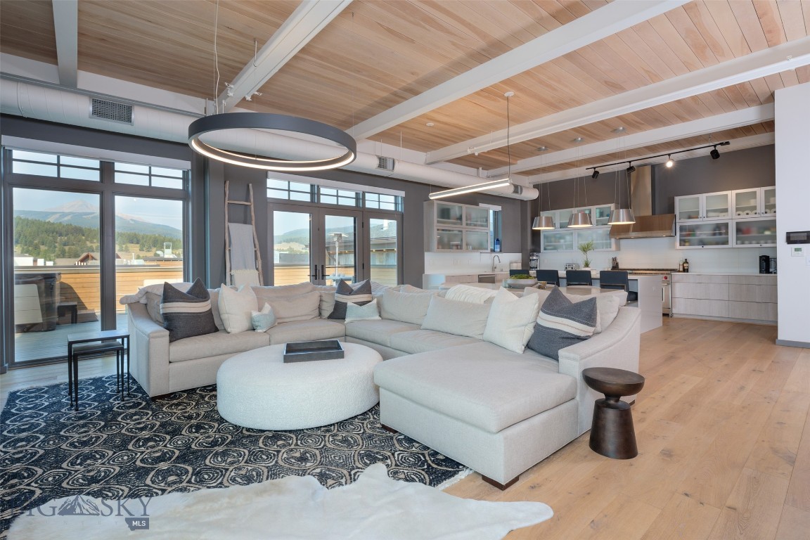 99 Town Center Avenue Unit R2 Property Photo 48