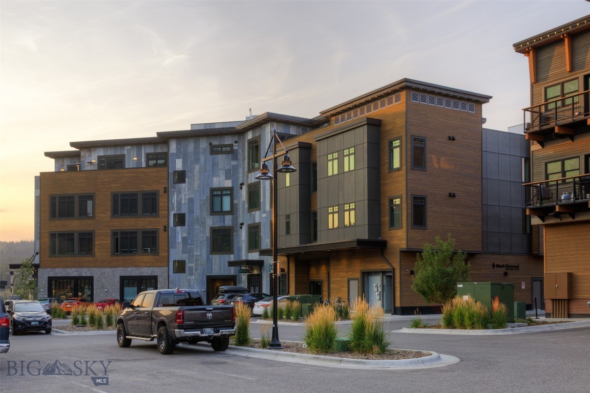 99 Town Center Avenue Unit R2 Property Photo 60