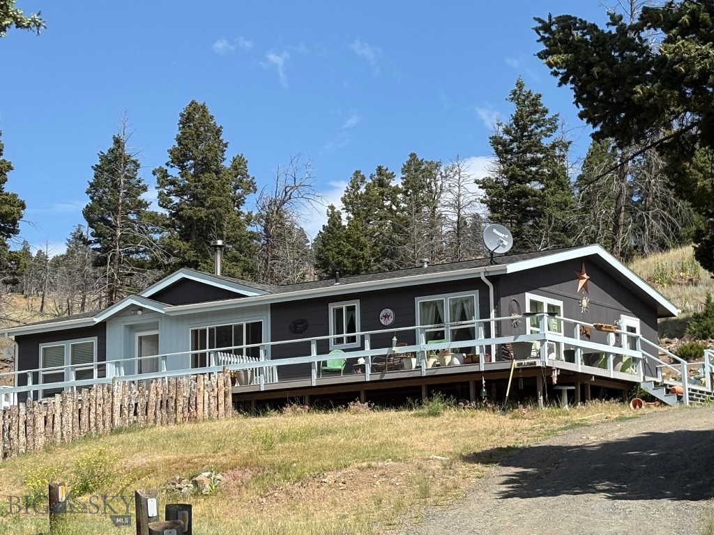 180 Lower Rader Creek Road Property Photo 1