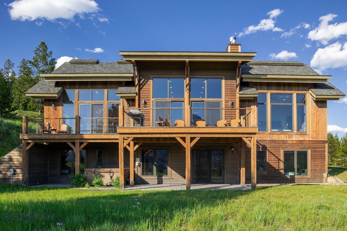 13 Middle Rider Property Photo 1