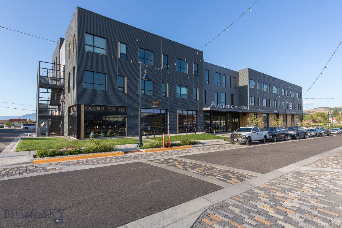 515 W Aspen Street 317 Property Photo 23