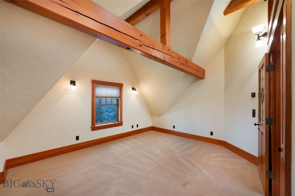 319 S 3rd Avenue Property Photo 28