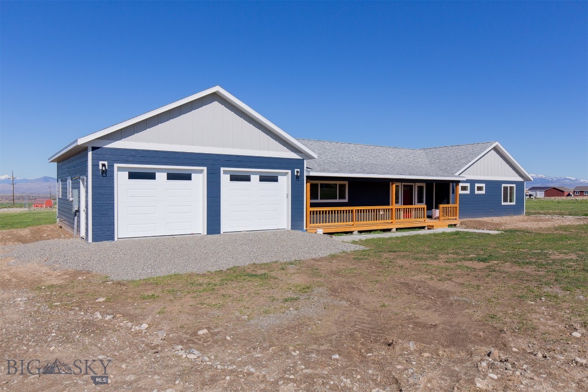 18 Turquoise Lane Property Photo 4