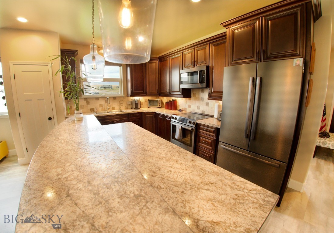 48 Wild Rye Place Property Photo 6