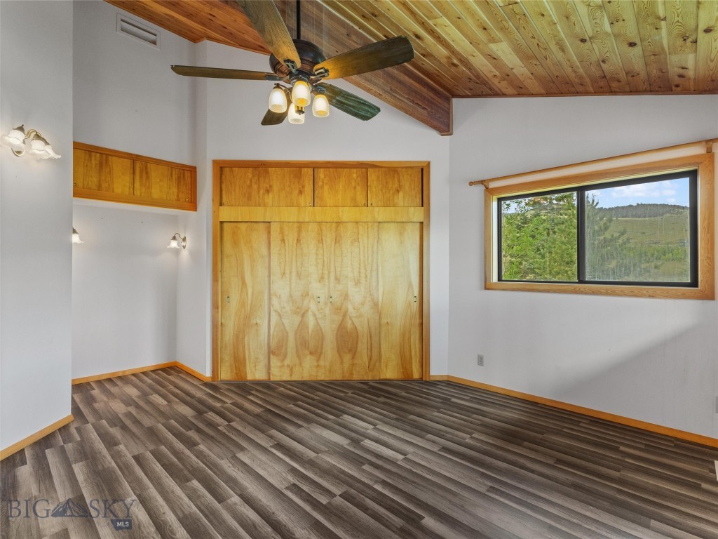 106 Two Bumps Loop E Property Photo 31