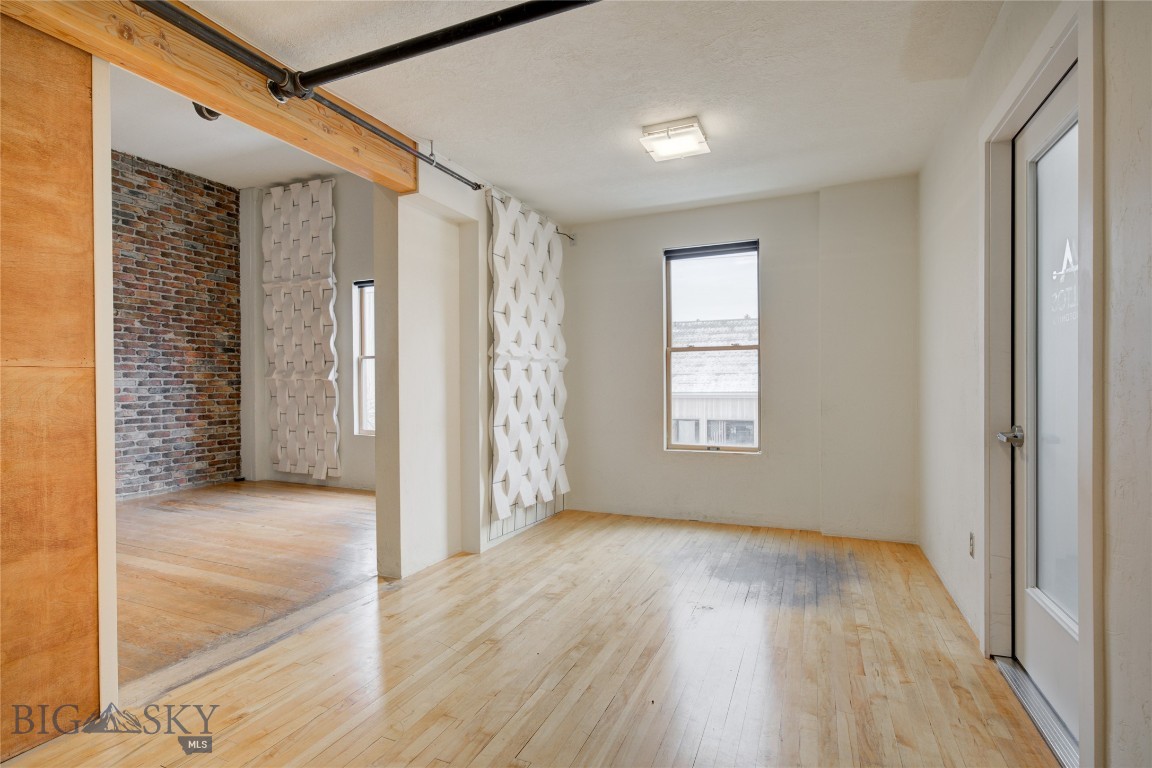 201 S Wallace Avenue B2b Property Photo 13