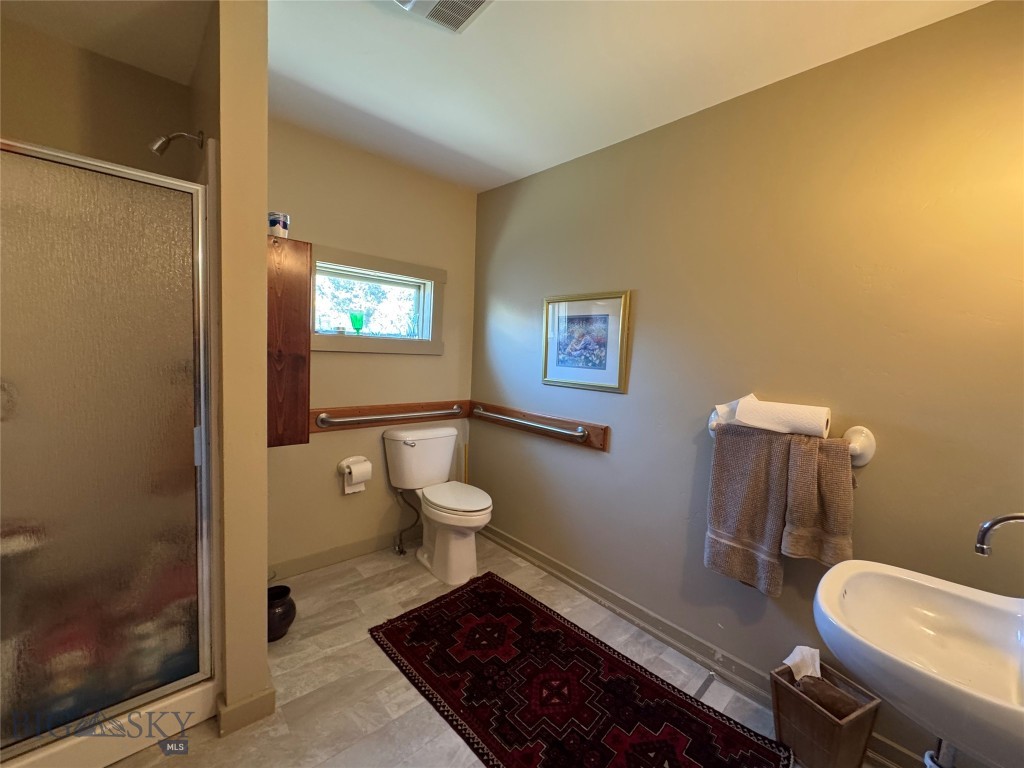 18 Busha St. Property Photo 10