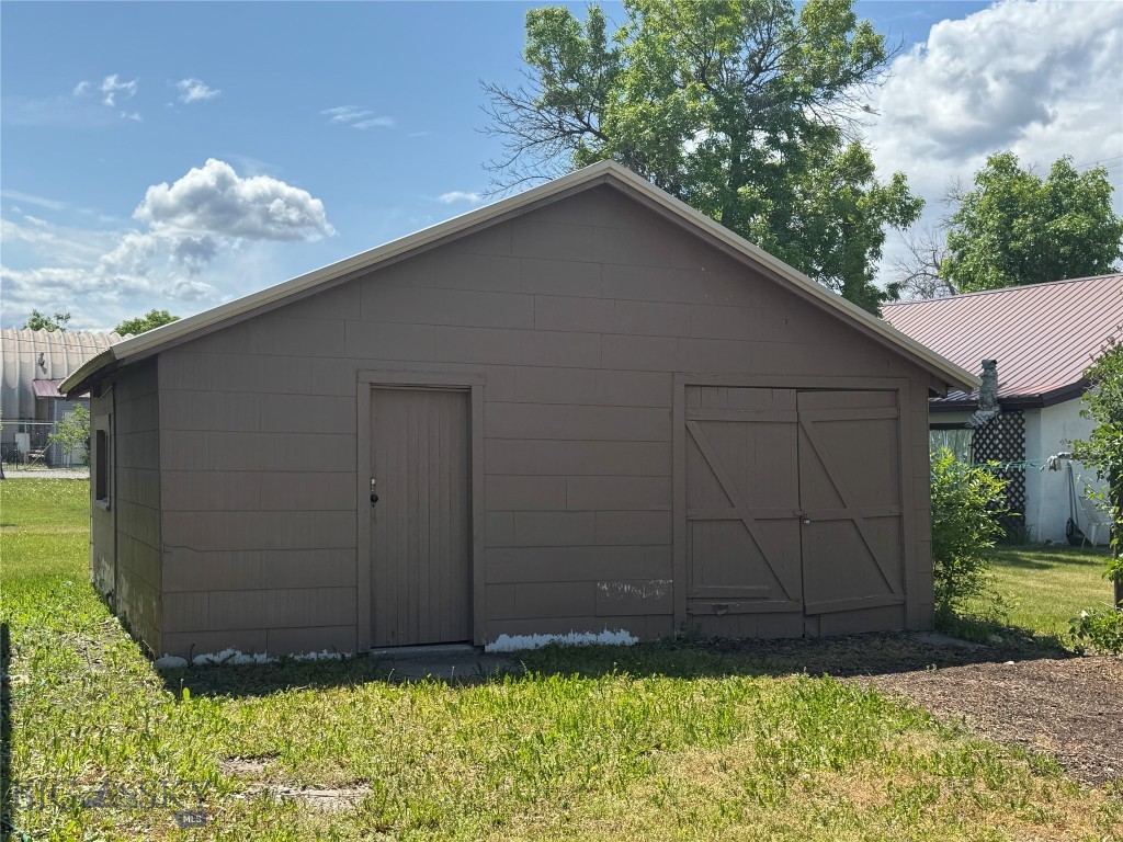 18 Busha St. Property Photo 12