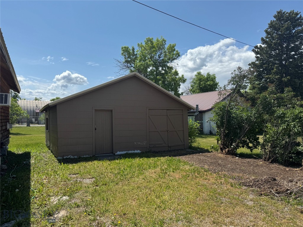 18 Busha St. Property Photo 13