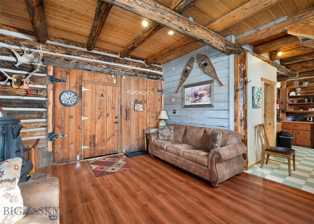 212 Hebgen Lodge Road Property Photo 17
