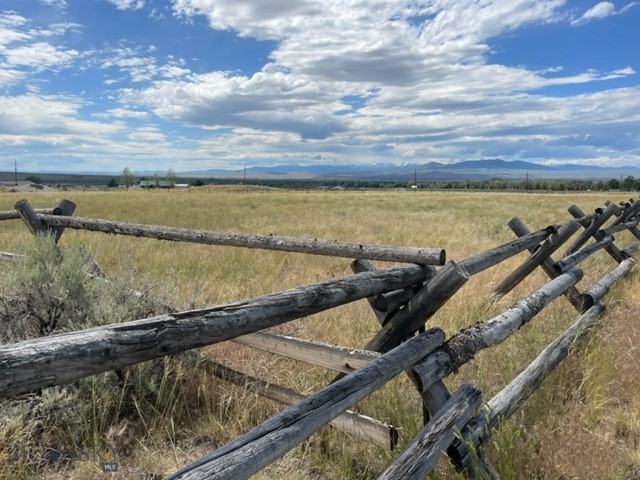 Lot 6 3.499ac Mt Hwy 287 Highway Property Photo 2