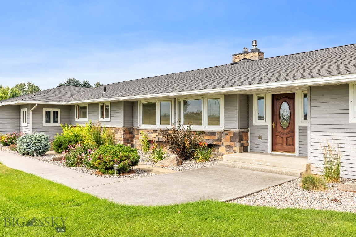 24515 Arete Drive Property Photo 1