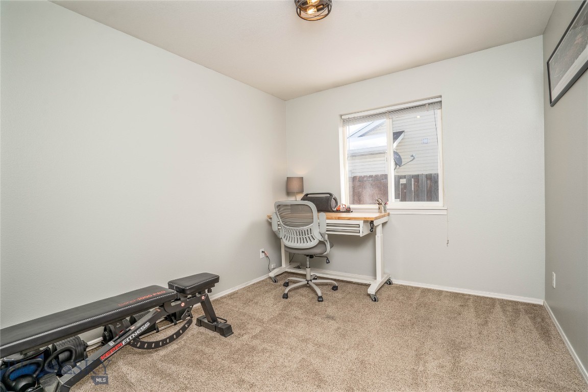 910 Golden West Drive Property Photo 14