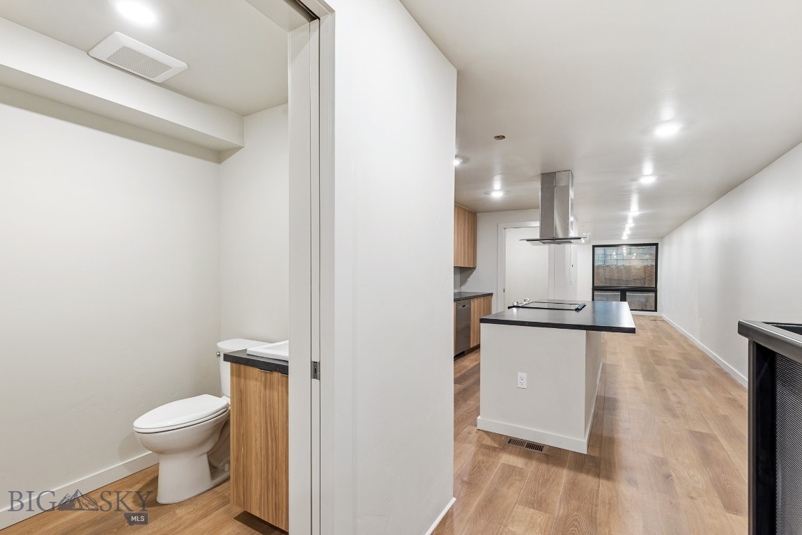 59 E Park Street 101 Property Photo 4