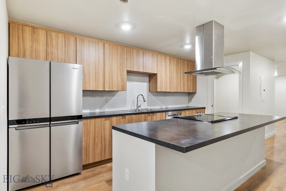 59 E Park Street 101 Property Photo 5