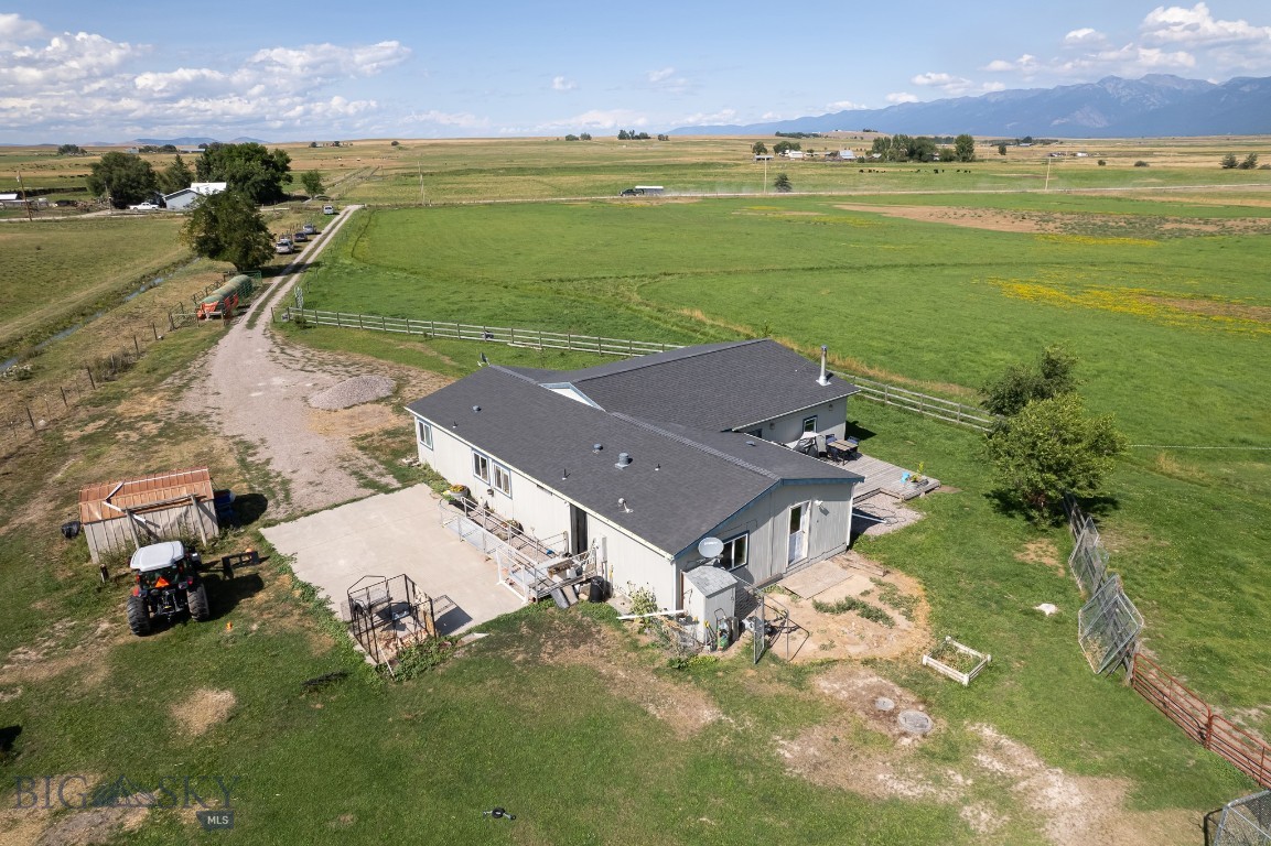 39249 Dellwo Road Property Photo 7