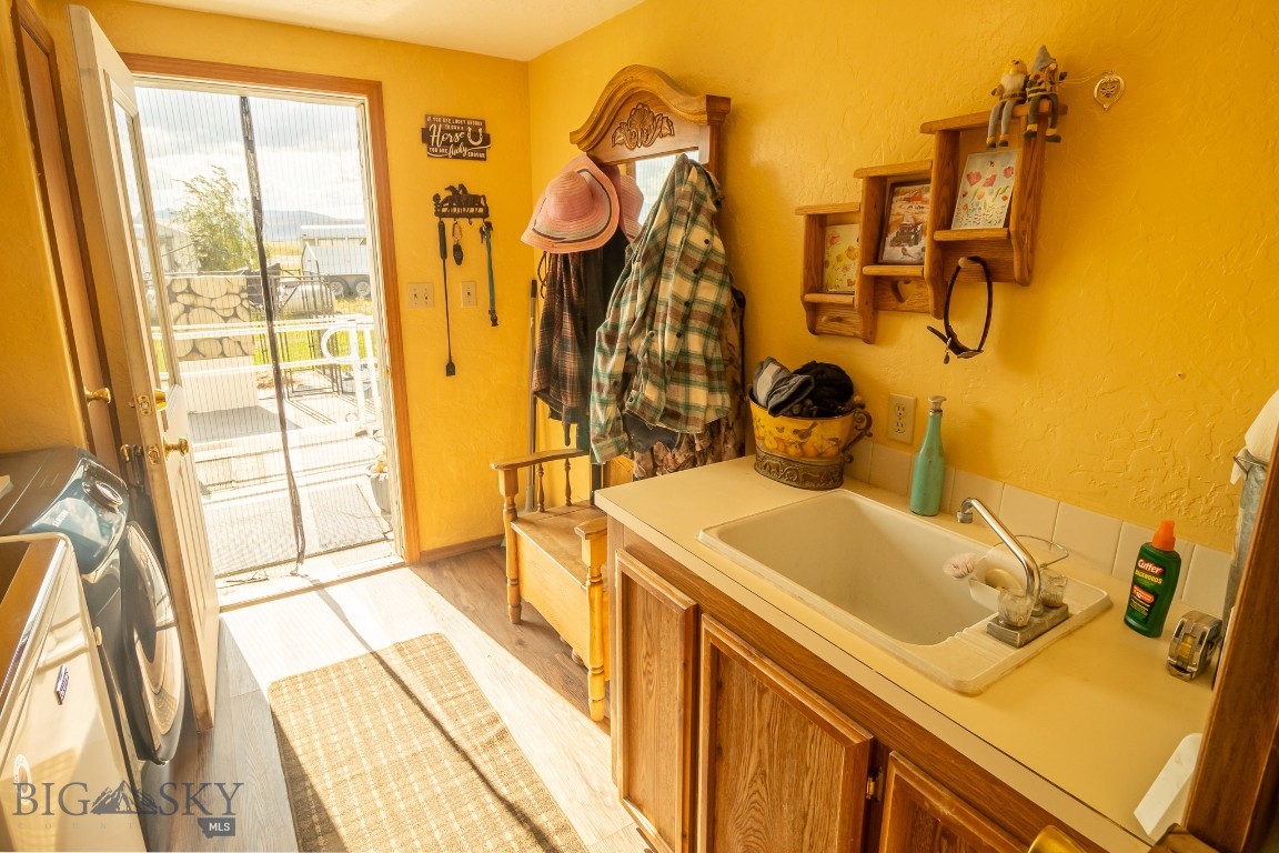 39249 Dellwo Road Property Photo 34