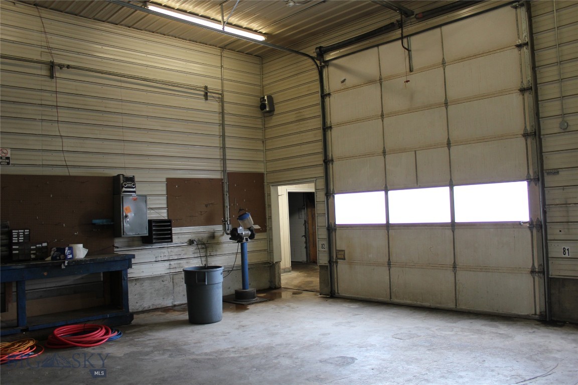 3512 E Bench Property Photo 13