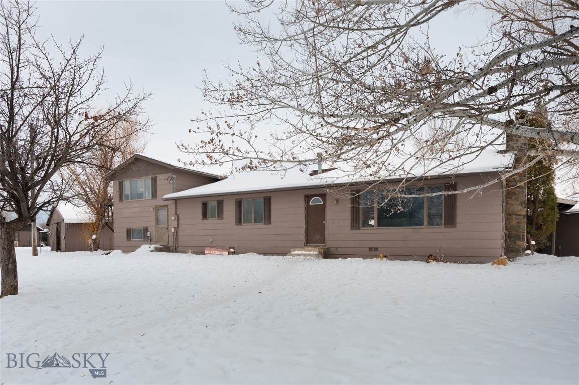2521 Weaver Lane Property Photo 2