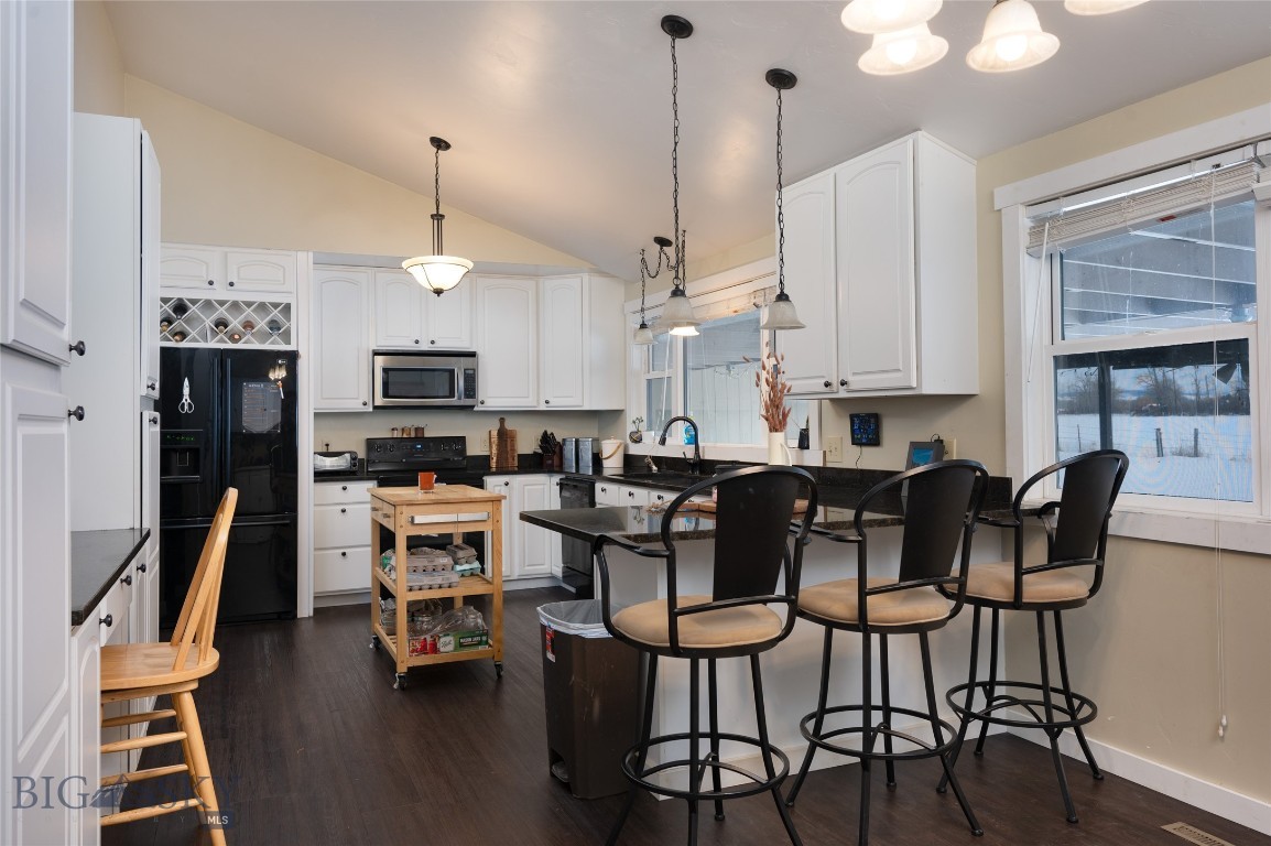 2521 Weaver Lane Property Photo 8