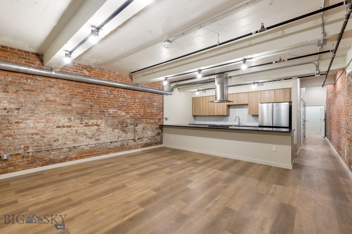 59 E Park Street 103 Property Photo 1