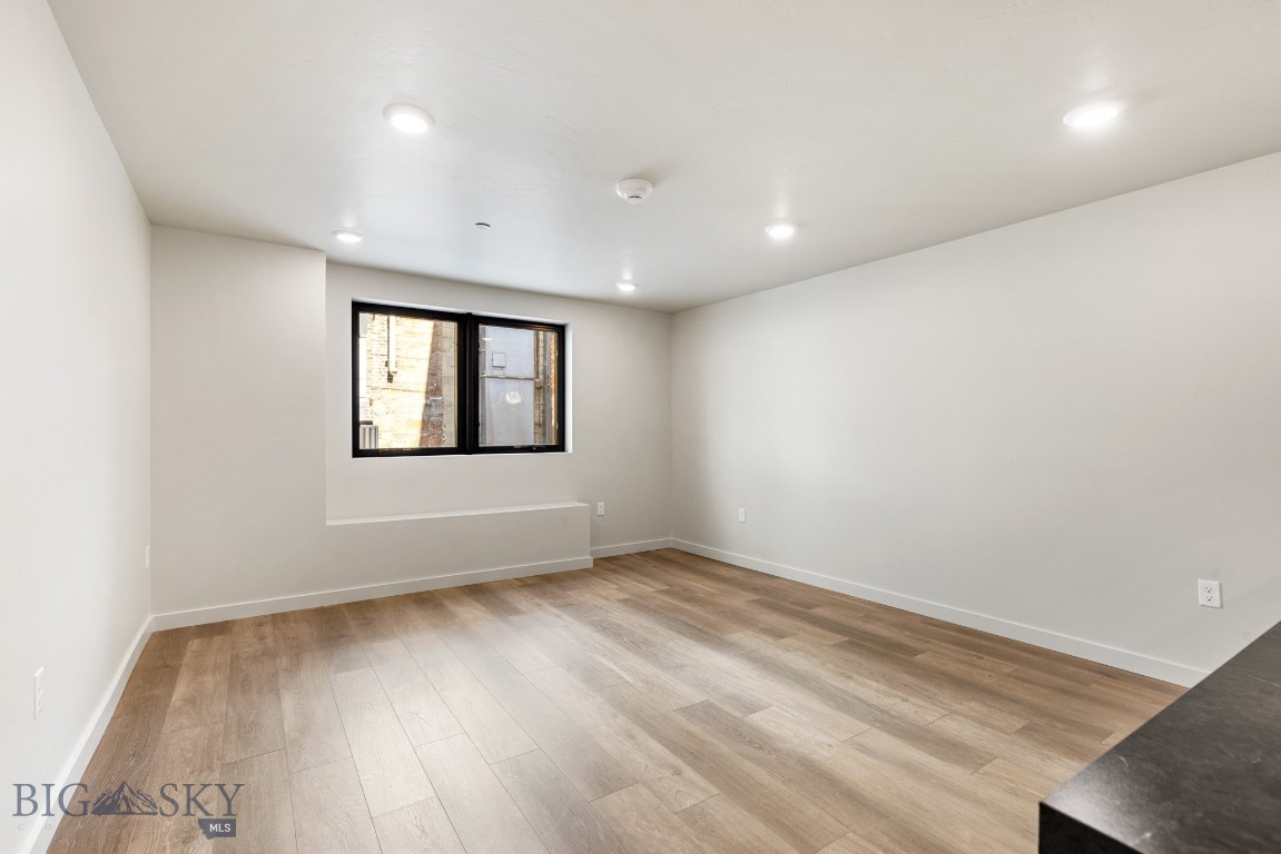 59 E Park Street 201 Property Photo 6