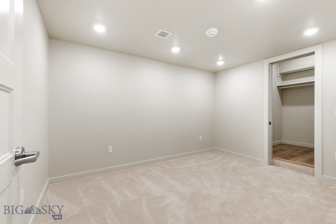 59 E Park Street 201 Property Photo 8