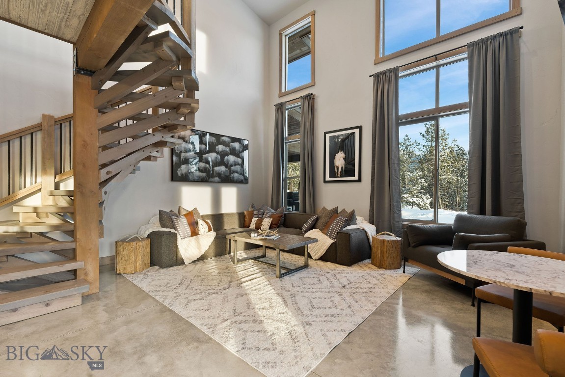 169 Coram Stage Road 4 Property Photo