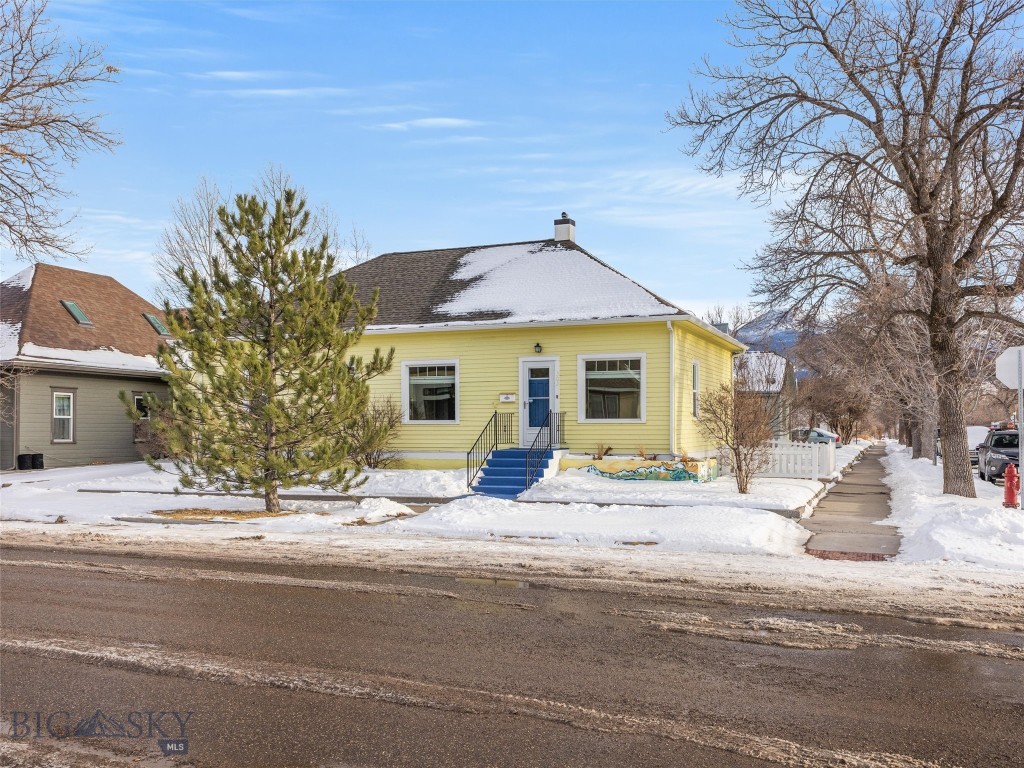 302 E Callender Street Property Photo 50