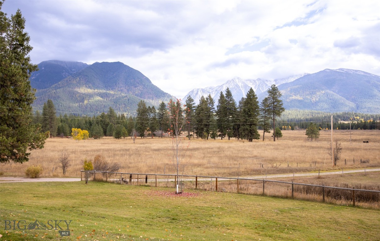 32398 Eagle Pass Road Property Photo 6