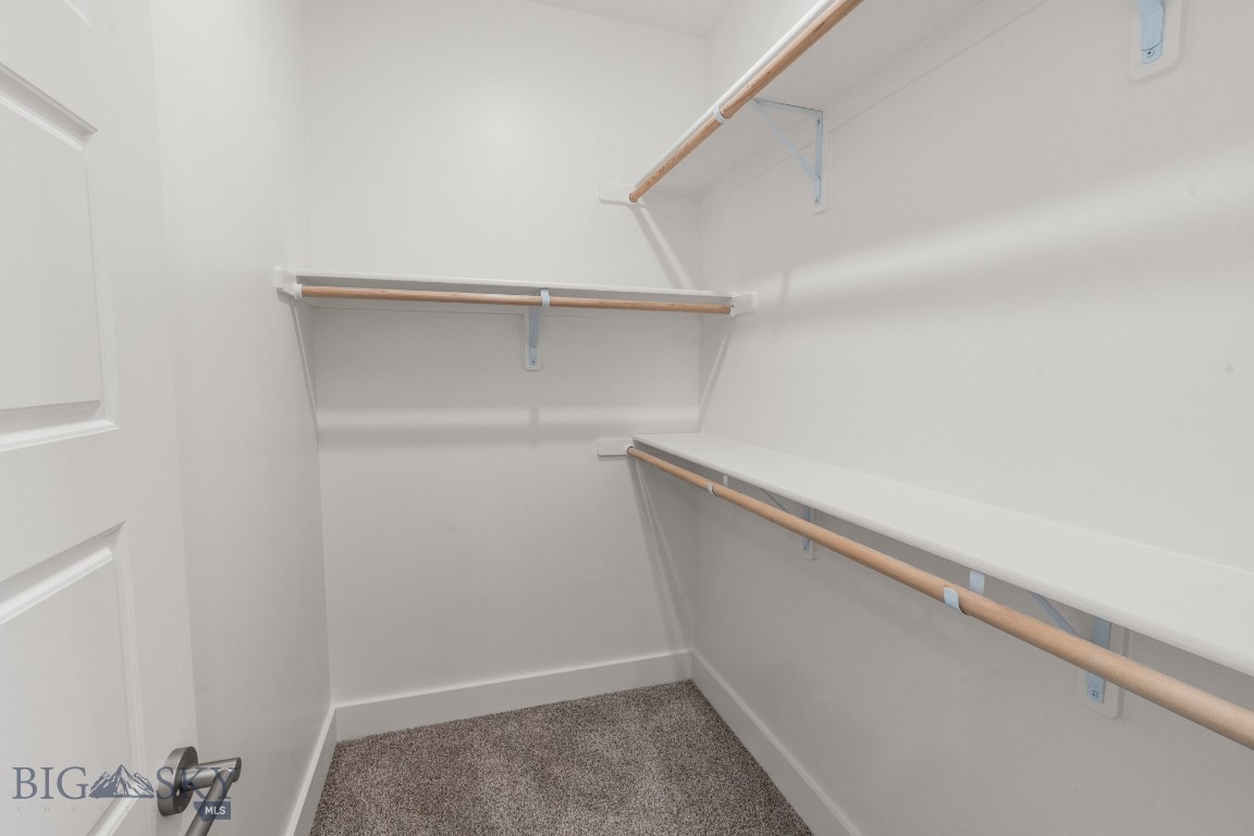 4827 Harvest Parkway Property Photo 6