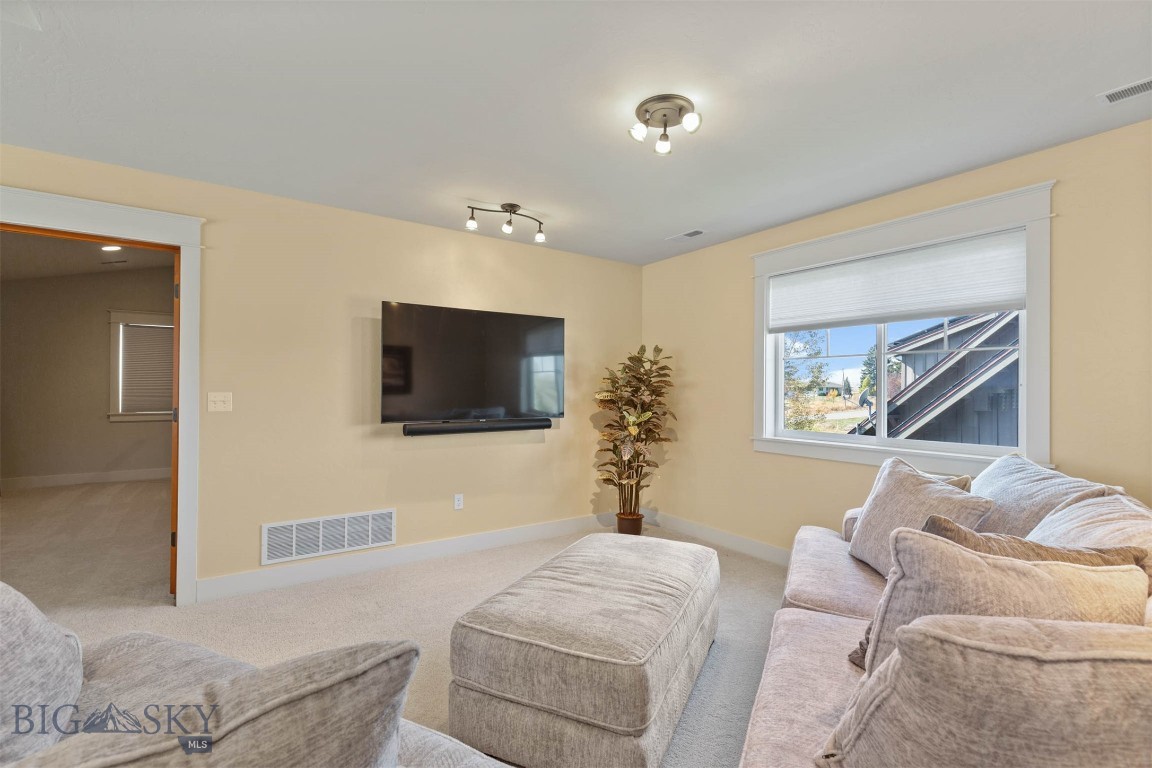 30 Gloria Court Property Photo 31