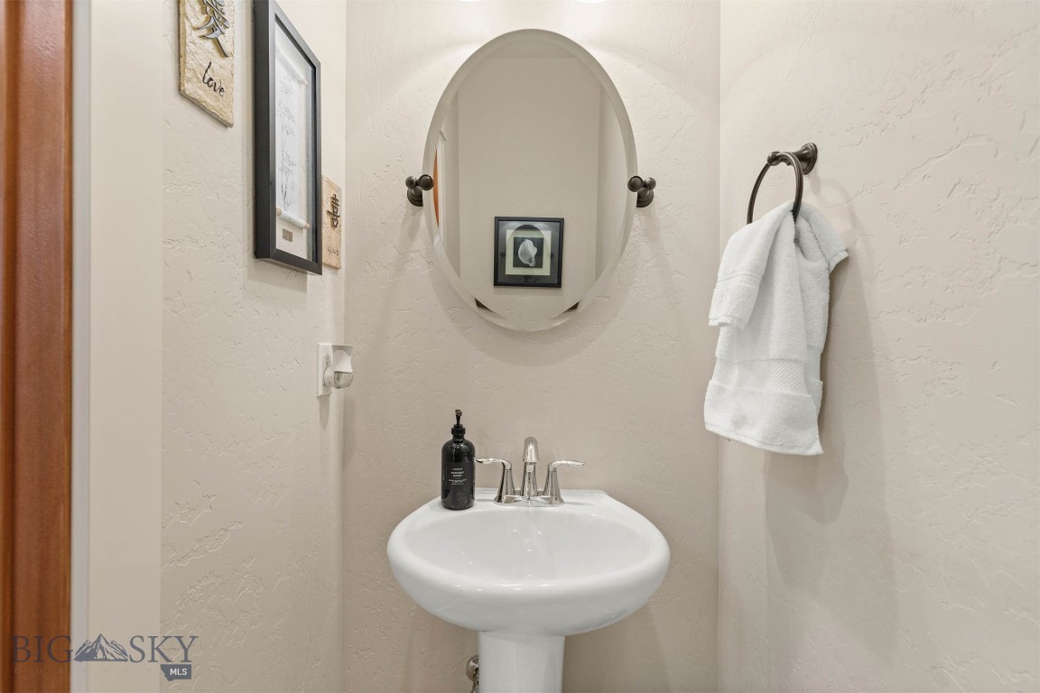 30 Gloria Court Property Photo 39