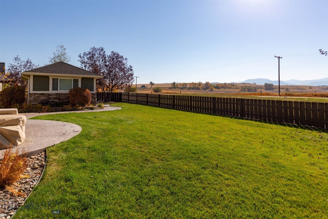 30 Gloria Court Property Photo 51