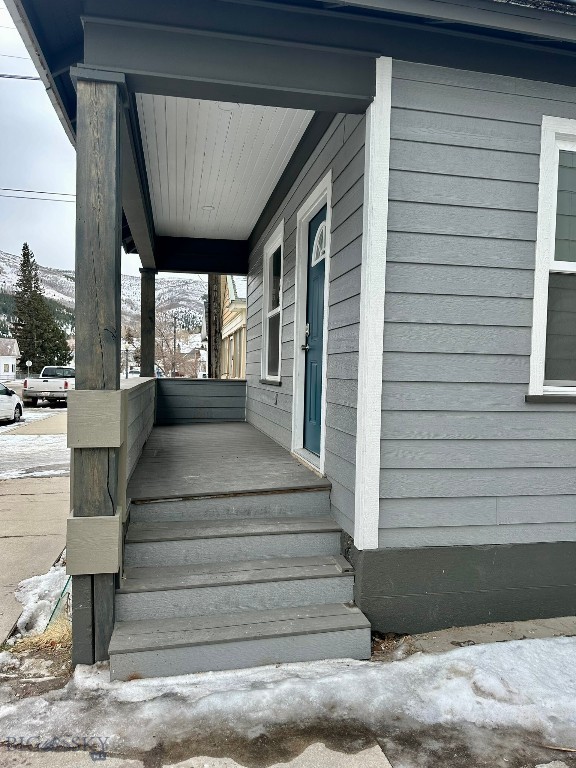 208 Locust Street Property Photo 15