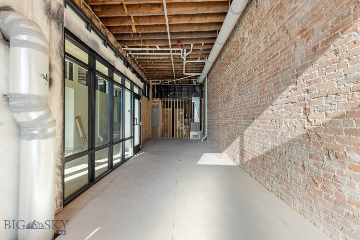 59 E Park Street A Property Photo 3