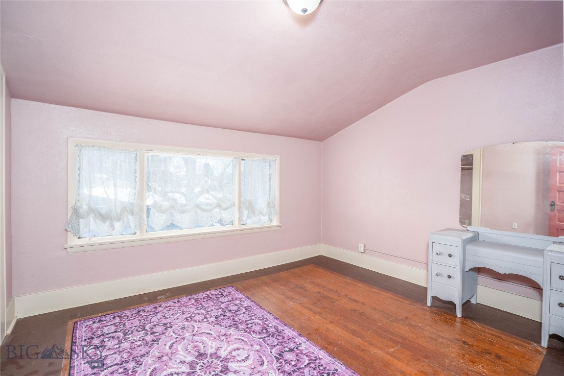 804 Broadway Street Property Photo 15