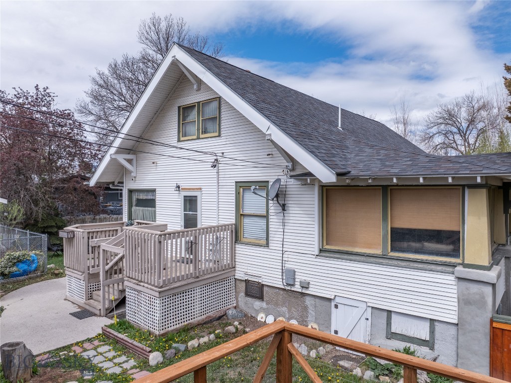 804 Broadway Street Property Photo 25