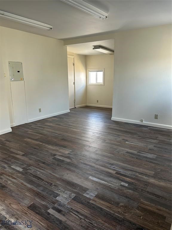 1651 Grand Property Photo 7