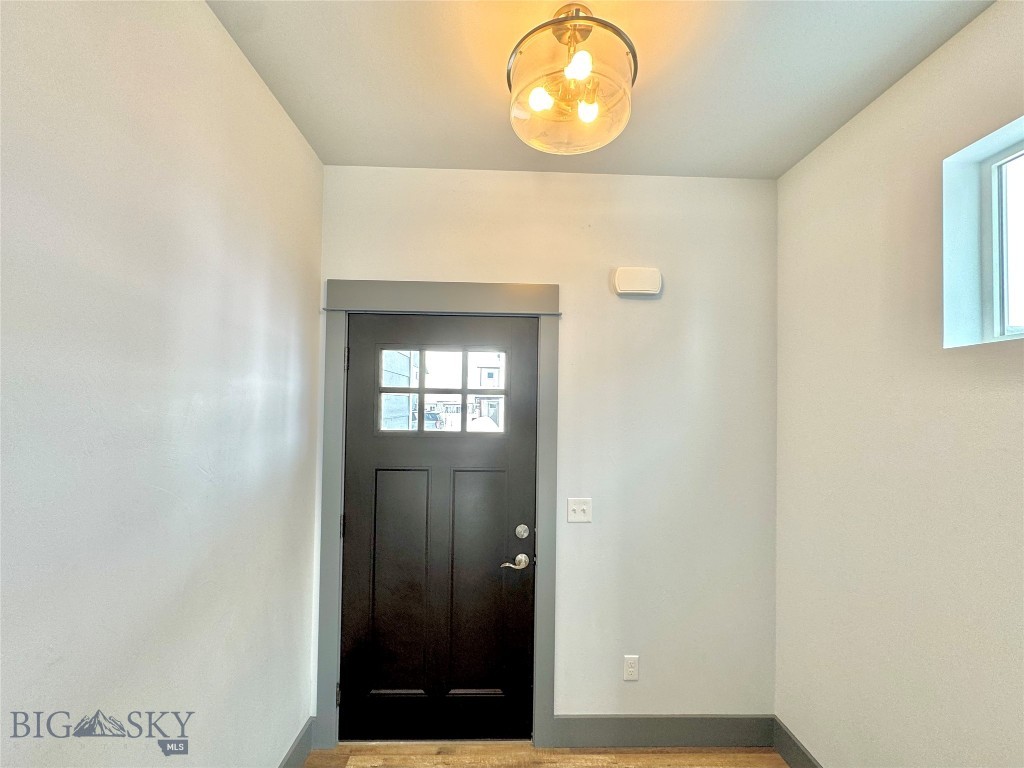 508 Winston B Property Photo 3