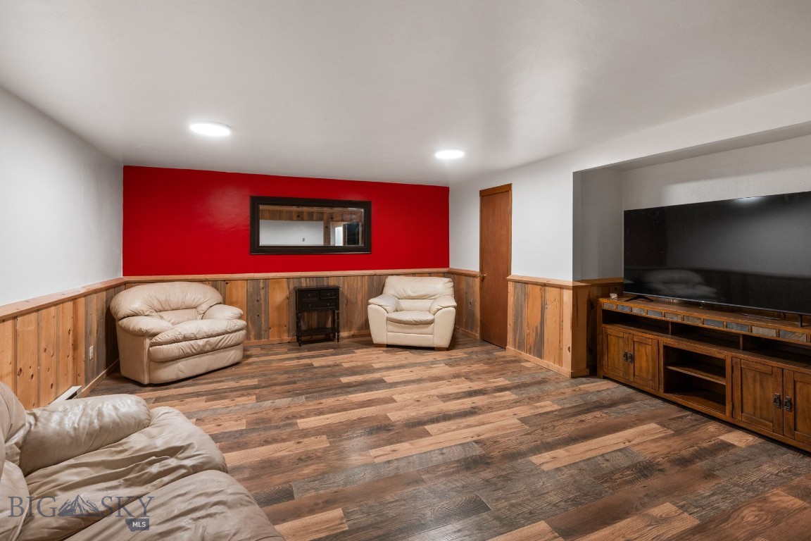 545 Coulee Drive Property Photo 34