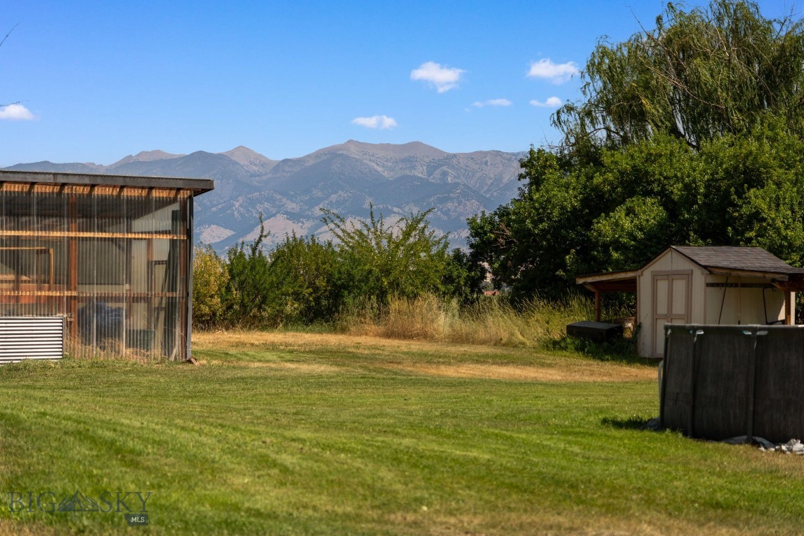 545 Coulee Drive Property Photo 45