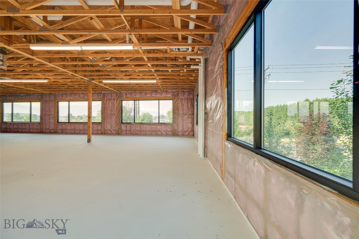 3760 Mullan Road C Property Photo 15