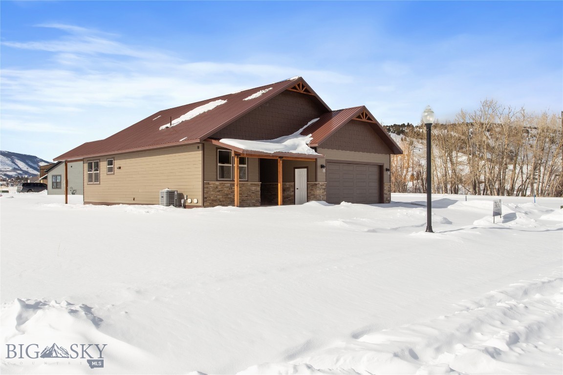 74 Anode Street Property Photo 3