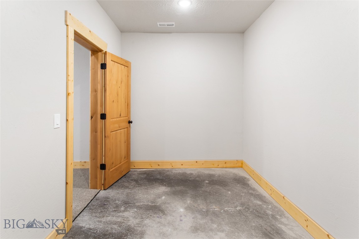 74 Anode Street Property Photo 55
