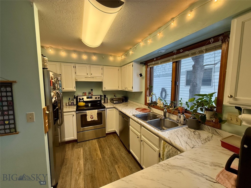 607 S 15th Avenue Property Photo 7