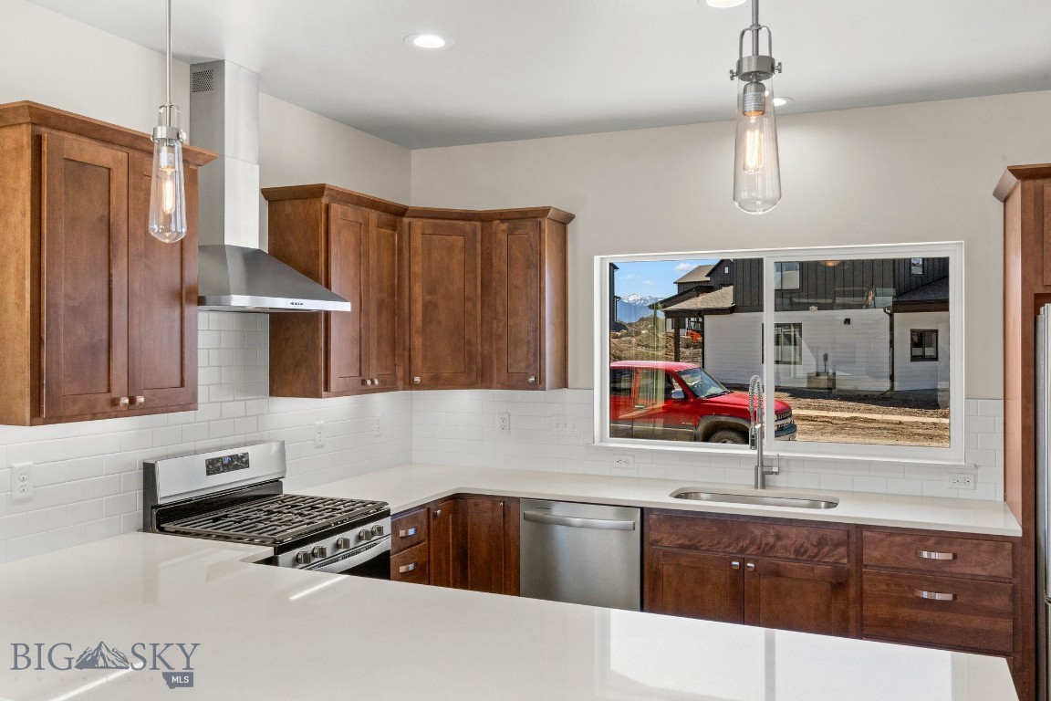 122 Horseshoe Loop Property Photo 4
