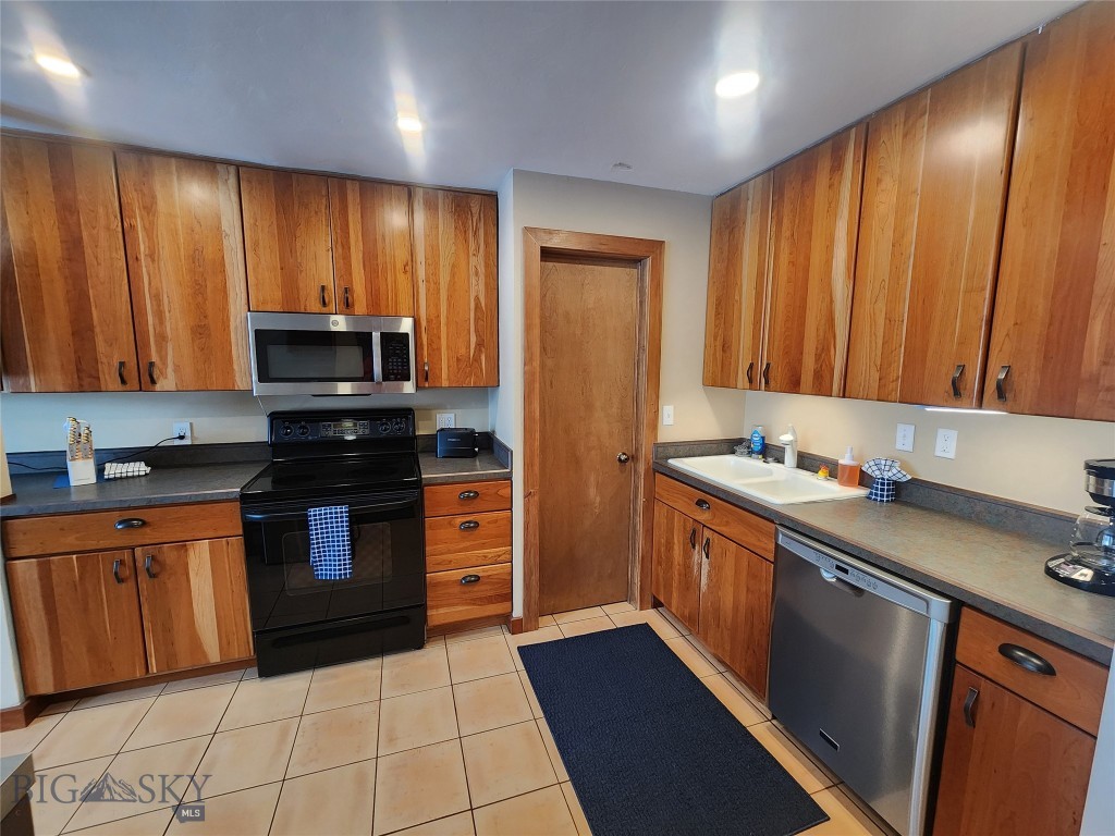 21 Sitting Bull Road 1248 Property Photo 4